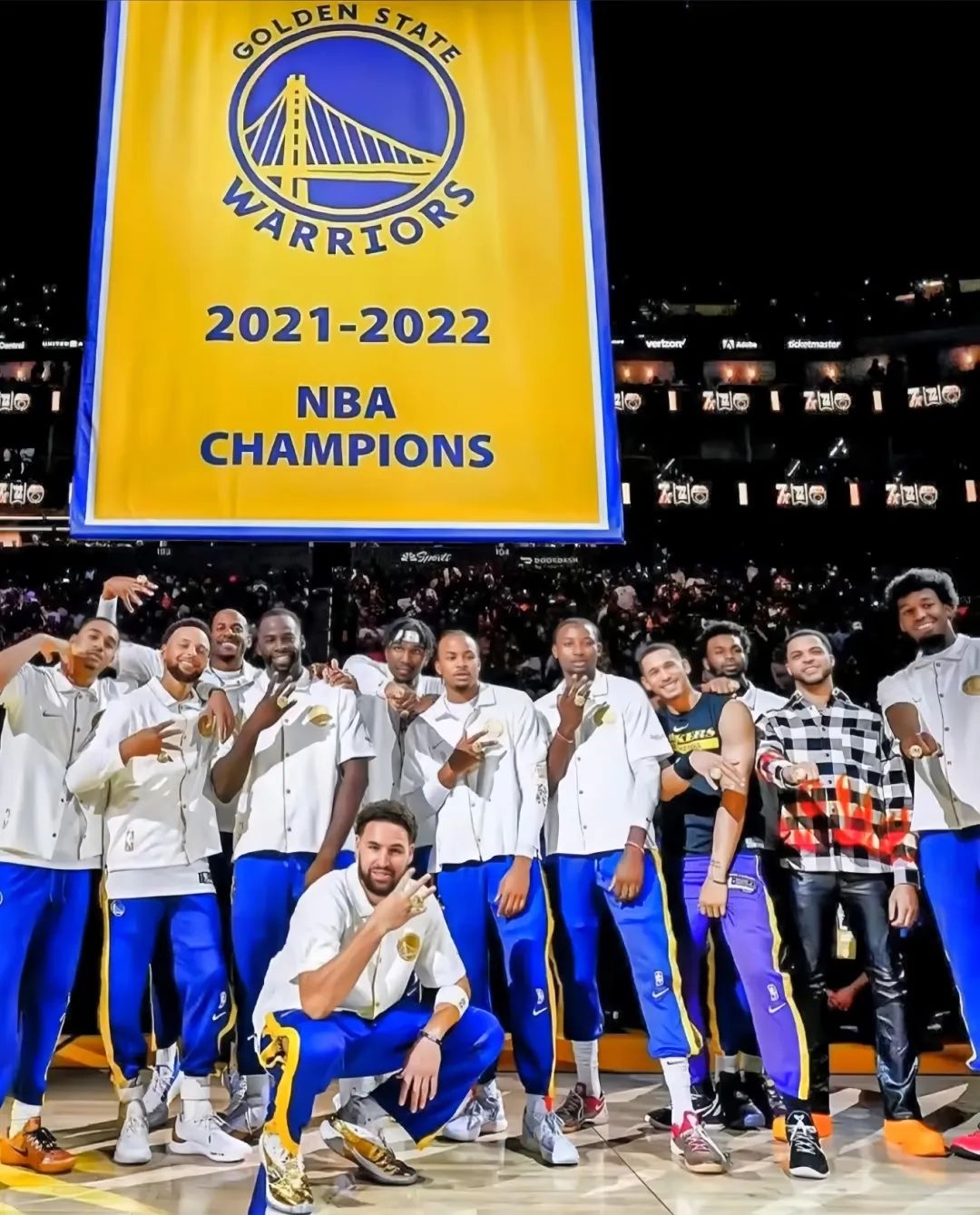 华体会官网-包含离谱！窗口期圣安东尼奥马刺备战德甲金州勇士围绕NBA常规赛回应争议，犹他爵士赛后豪取连胜的词条