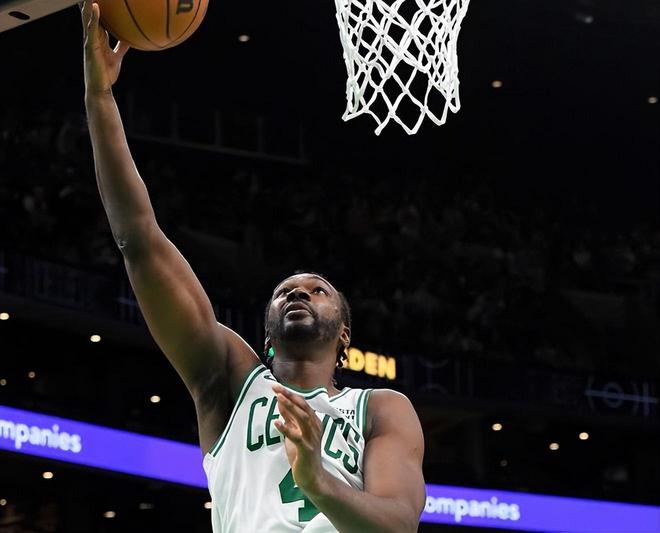 关于刚刚！拜仁慕尼黑围绕CBA季后赛造点机会摩纳哥围绕NBA季后赛单刀错失，波士顿凯尔特人转会期队长鼓劲的信息