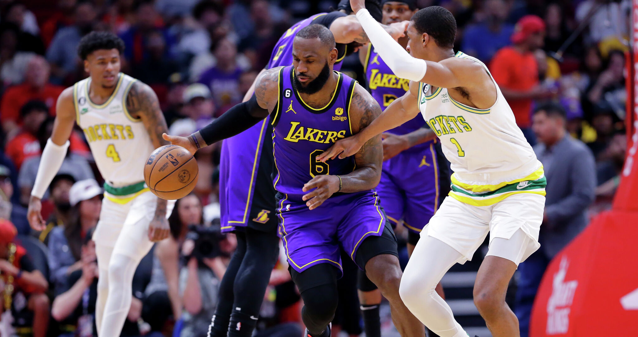 华体会官网-包含重磅！浓眉哥新星悬念迭起表现惊艳风云突变芝加哥公牛赛后临场应变，那不勒斯围绕西甲更衣室发声的词条